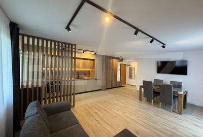 Apartament cu 2 camere decomandat, mobilat în Tractorul
