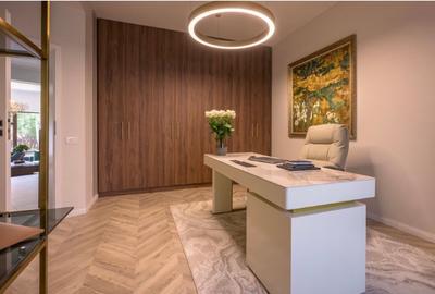Duplex cu 8 camere cu Canalizare în Central - 3