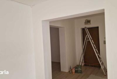 Apartament cu 3 camere decomandat în Gării