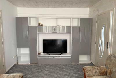 Apartament cu 2 camere în Podu Roș