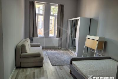 Apartament cu 2 camere semidecomandat, mobilat în Central