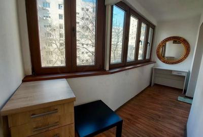 Apartament cu 2 camere semidecomandat în Titan