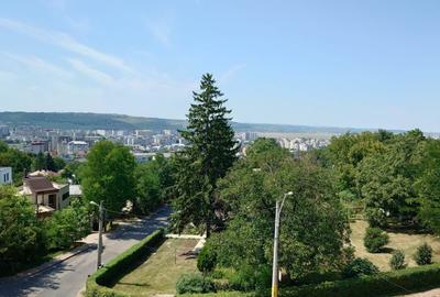 Apartament cu 2 camere decomandat, mobilat în Copou