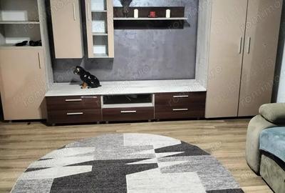 Apartament cu 2 camere decomandat în Astra