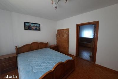 Casă cu 5 camere cu Teren 762 Mp în Dacia