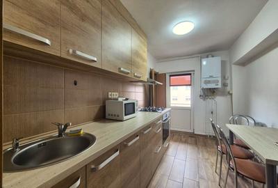 Apartament cu 3 camere decomandat în Bartolomeu - 2