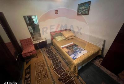 Casă cu 4 camere cu Teren 2366 Mp în Liești