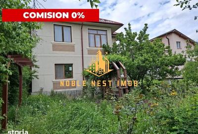Casă cu 7 camere cu Teren 1150 Mp în Central