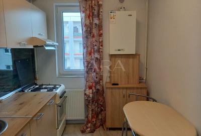 Apartament cu 2 camere semidecomandat, mobilat în Florești