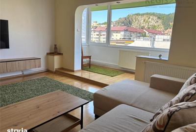 Apartament cu 3 camere, mobilat în Valea Cetății