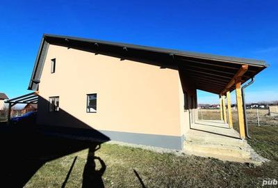 Casă cu 4 camere cu Teren 550 Mp în Bod
