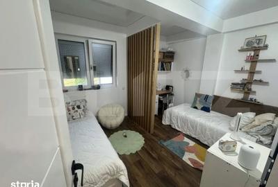 Apartament cu 3 camere decomandat în Nicolina