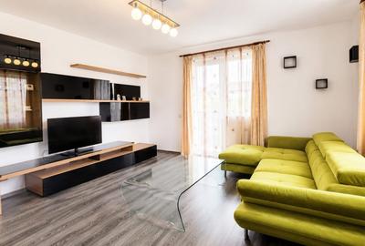 Apartament cu 2 camere decomandat, mobilat în Tractorul - 7