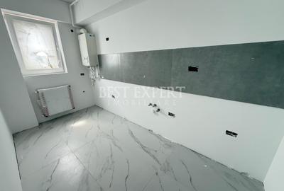 Garsonieră decomandată în Titan