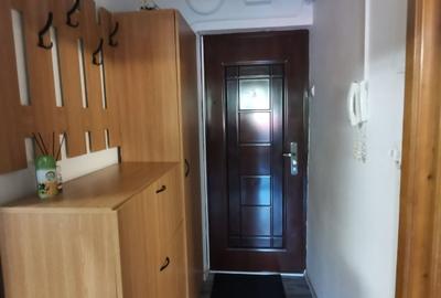 Garsonieră decomandată în Calarași 4 - 12