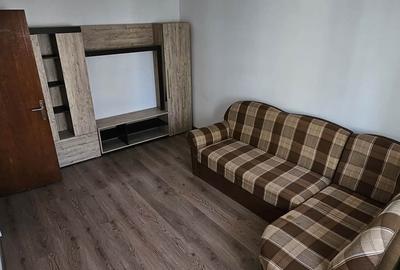 Apartament cu 2 camere decomandat în Drumul Taberei