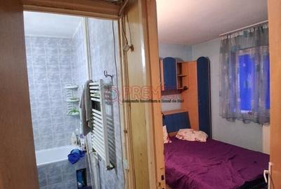 Apartament cu 3 camere semidecomandat în Berceni - 4