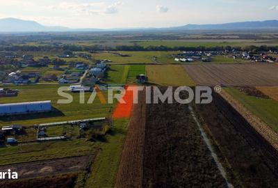 Teren de 3000 mp, în Bod