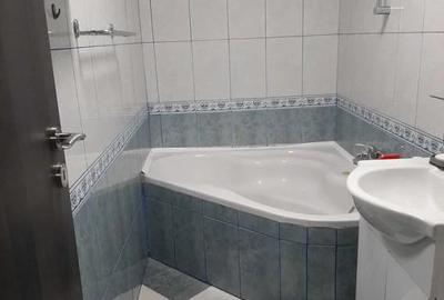 Apartament cu 2 camere decomandat în Sebastian