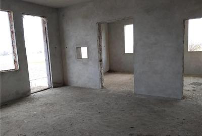 Casă în Bodești - 10