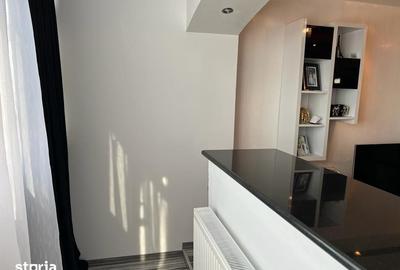 Apartament cu 2 camere semidecomandat în Micro 6 - 9
