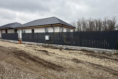 Casă individuală cu 3 camere cu Canalizare în Clinceni - 2