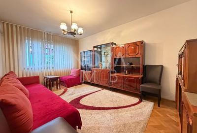 Apartament cu 3 camere decomandat, mobilat în Vasile Aaron