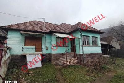 Casă cu 3 camere cu Teren 796 Mp în Malnaș - 1