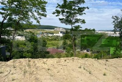Teren de 2700 mp, în Corunca - 3