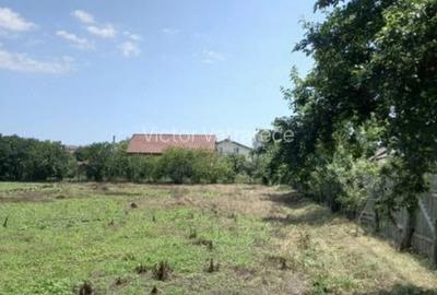 Teren de 1500 mp, în Tuzla