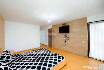 Casă cu 4 camere cu Teren 779 Mp în Piscani