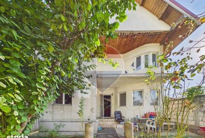 Casă cu 4 camere cu Teren 200 Mp în Central