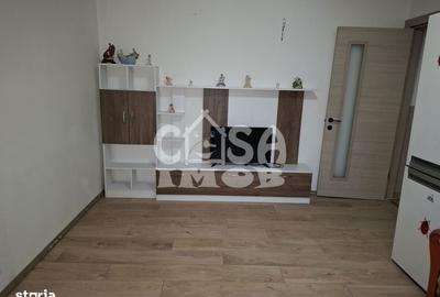 Apartament cu 2 camere nedecomandat în Micro 6 - 4