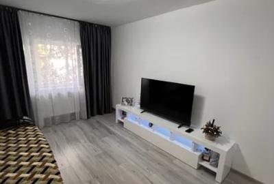 Apartament cu 3 camere decomandat în Pantelimon