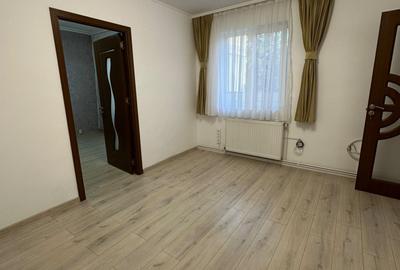 Apartament cu 2 camere semidecomandat, mobilat în Vitan