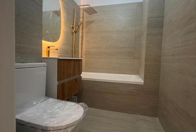 Apartament cu 3 camere semidecomandat în Titan