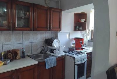 Garsonieră semidecomandată în Micro 3