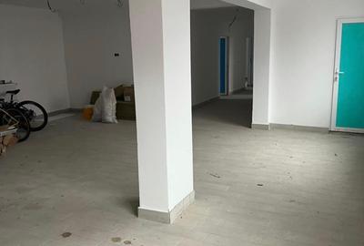 Apartament cu 7 camere decomandat în Lipovei - 3