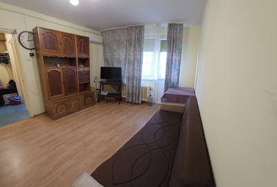 Apartament cu 2 camere semidecomandat în Brâncoveanu