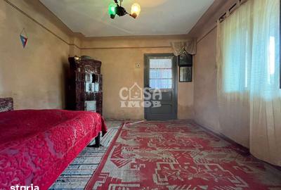 Casă cu 4 camere cu Teren 1300 Mp în Doicești - 11