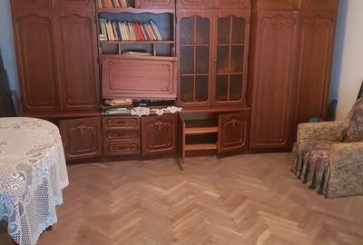Casă cu 5 camere cu Canalizare în Palazu Mare - 3