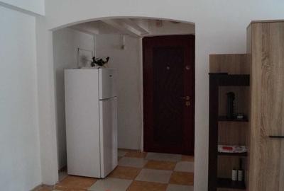 Apartament cu 2 camere semidecomandat în Central - 3