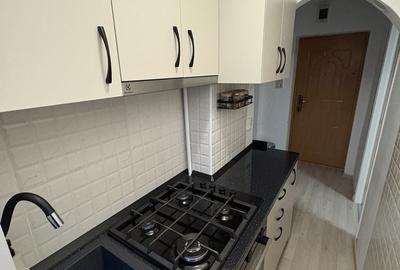 Apartament cu 2 camere decomandat în Central - 2