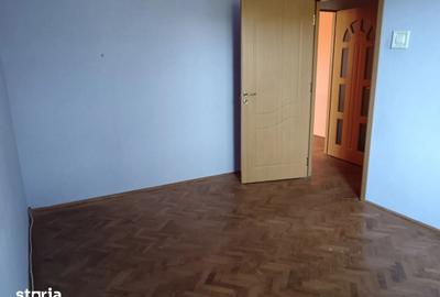Apartament cu 3 camere semidecomandat în George Enescu - 8