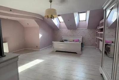 Casă cu Teren 2500 Mp în Siret - 8