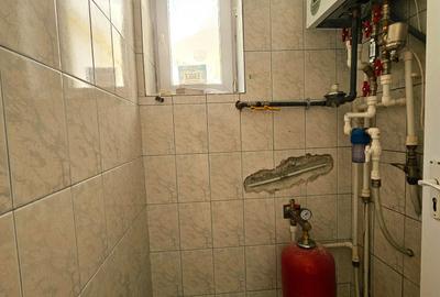 Casă individuală cu 10 camere cu Canalizare în Central - 8