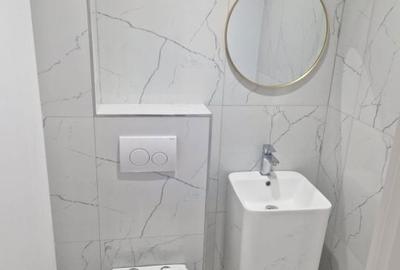 Apartament cu 3 camere, mobilat în Central - 1
