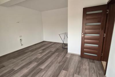 Casă individuală cu 5 camere cu Canalizare în Central - 11