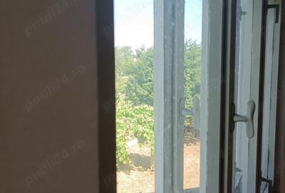 Casă cu 3 camere cu Teren 720 Mp în Central - 1