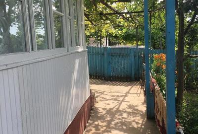 Casă cu 3 camere în Socrujeni